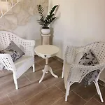 Al Passo Di Thalia Bed & Breakfast