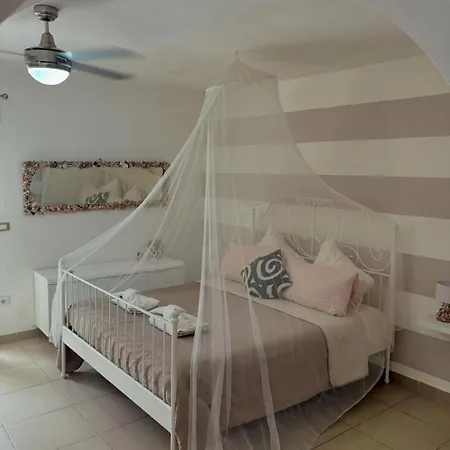 Al Passo Di Thalia 4*